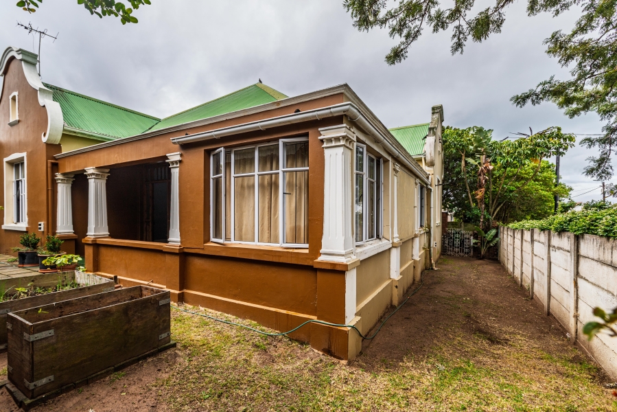 9 Bedroom Property for Sale in Nahoon Eastern Cape